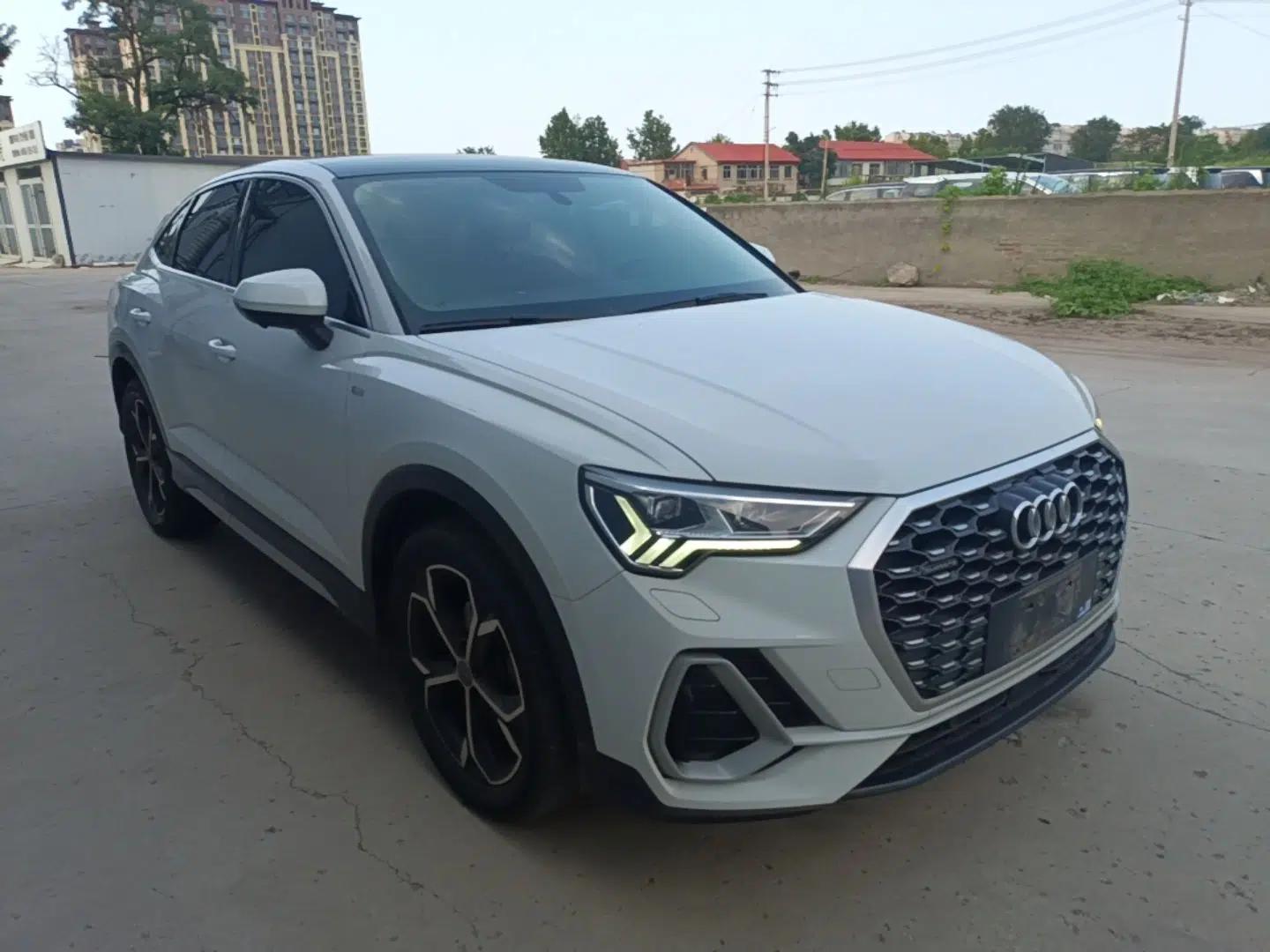 Audi Q3 Sportback 2020 45 TFSI quattro Fashion Edition — миниатюра 3
