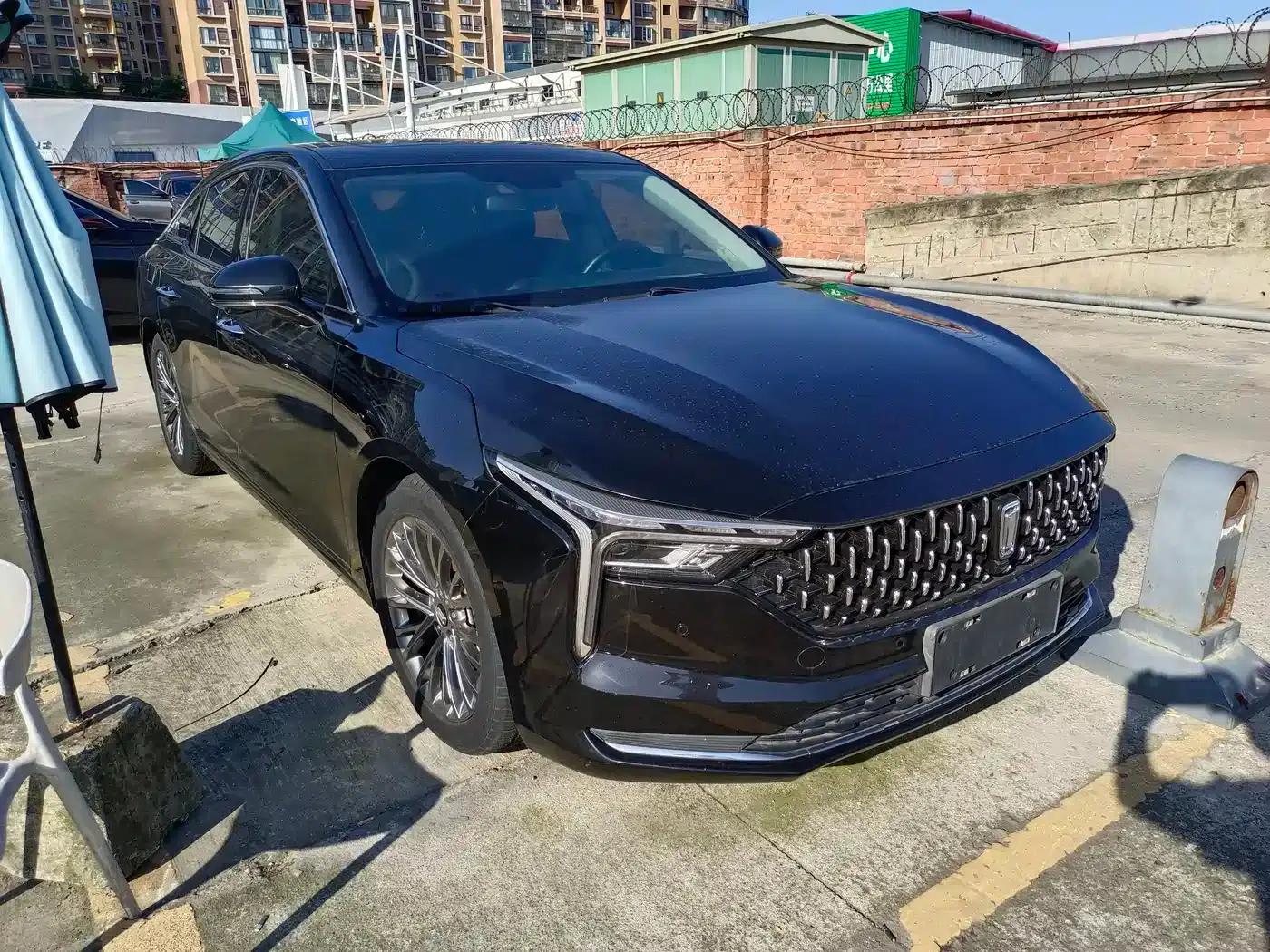 Bestune B70 2023 Third Generation 1.5T Automatic Enjoyment Edition 70th Anniversary Edition — миниатюра 3