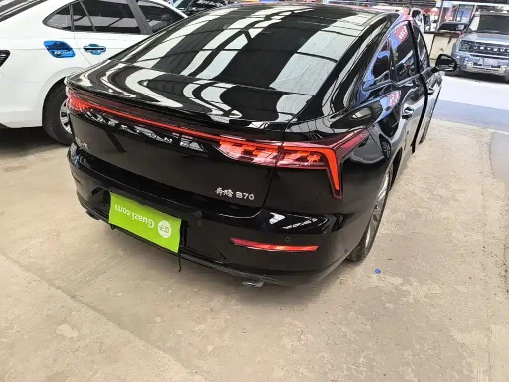 Bestune B70 2022 Model, Third Generation, 1.5T Automatic Enjoyment Edition — миниатюра 8