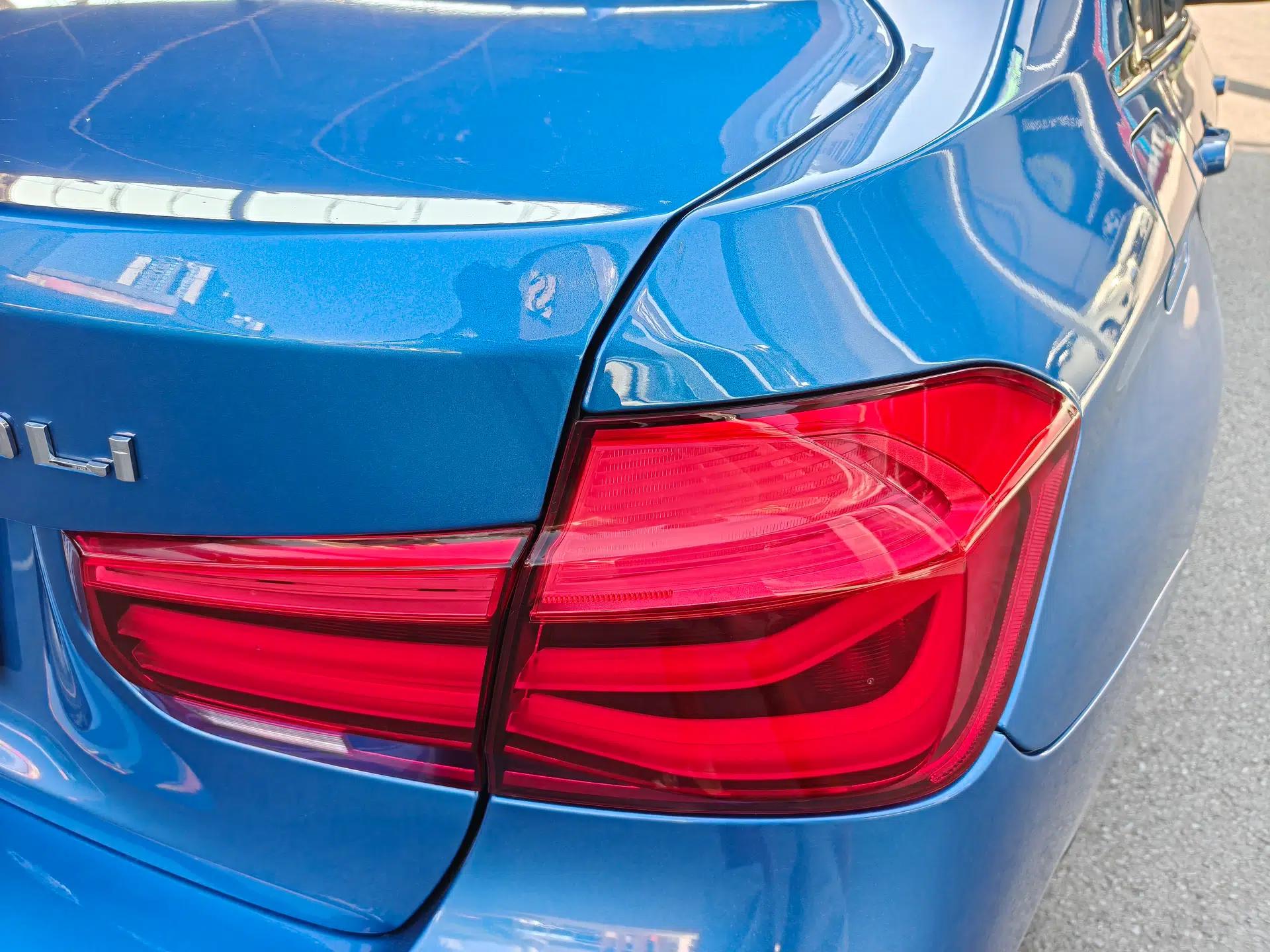 BMW 3 Series 2019 320Li M Sport Package — миниатюра 9