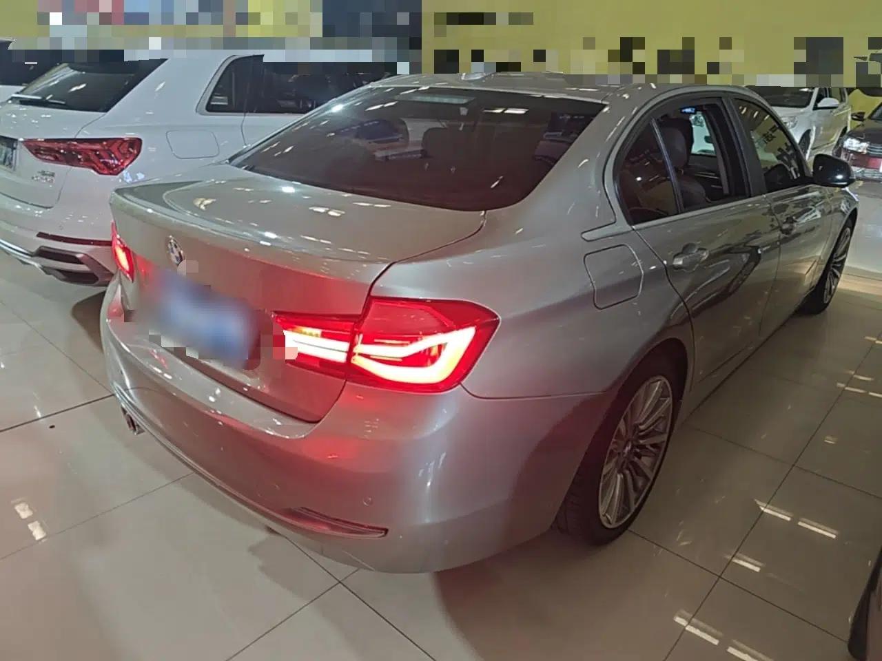 BMW 3 Series 2019 320Li Fashion Model — миниатюра 6