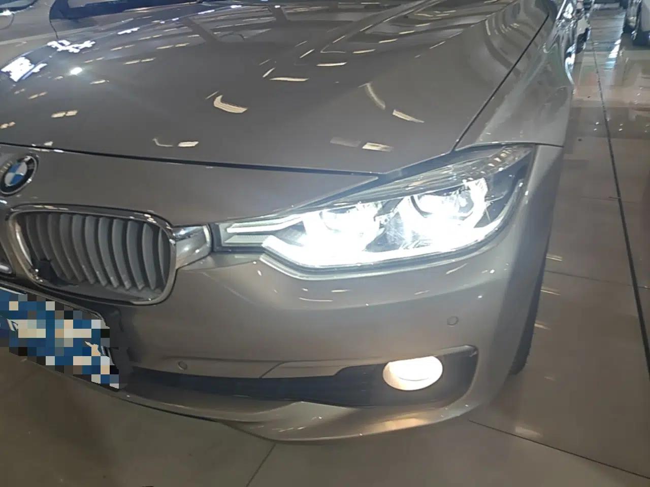 BMW 3 Series 2019 320Li Fashion Model — миниатюра 8