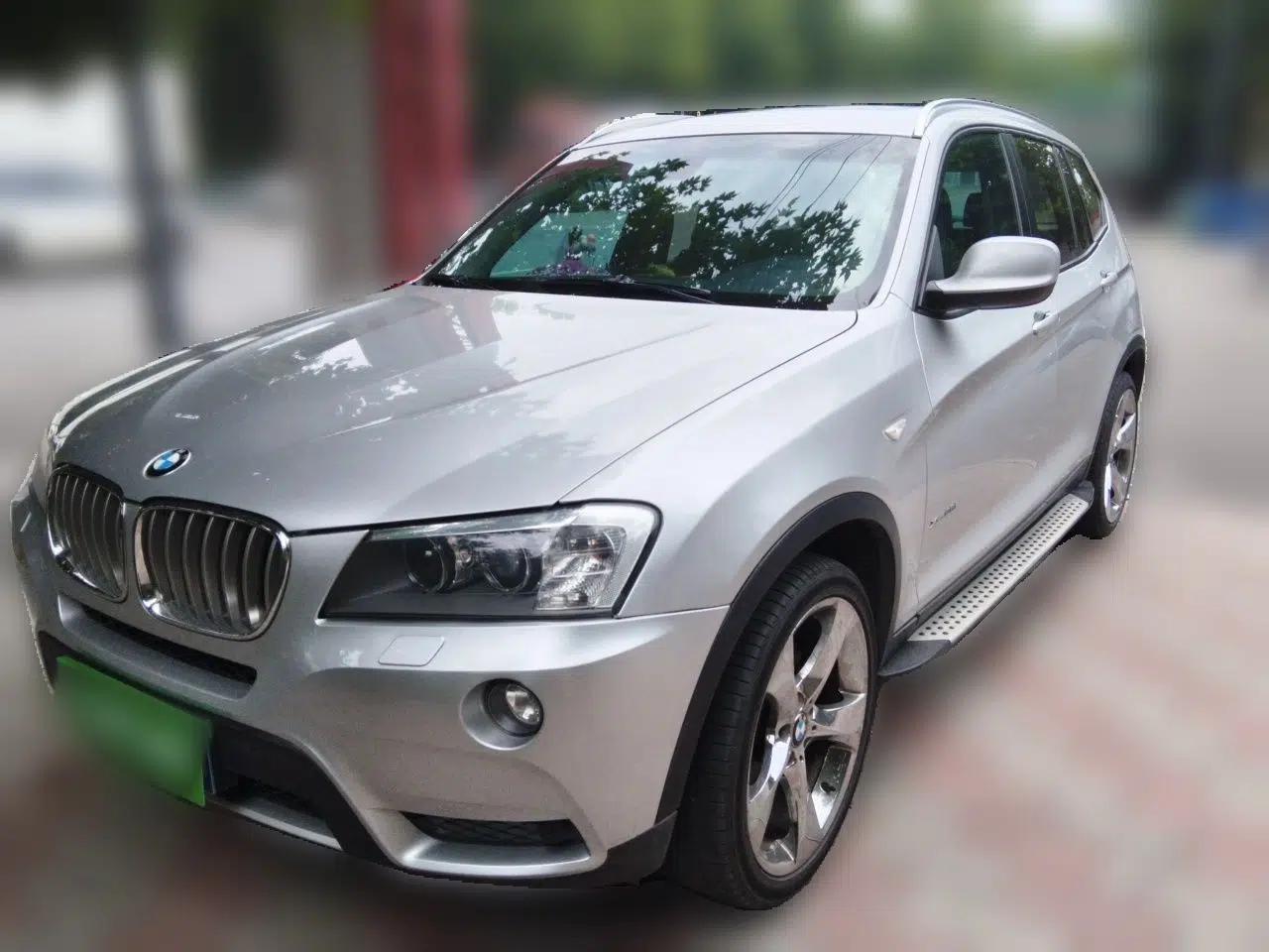 BMW X3 2011 xDrive28i Leading Model — миниатюра 1