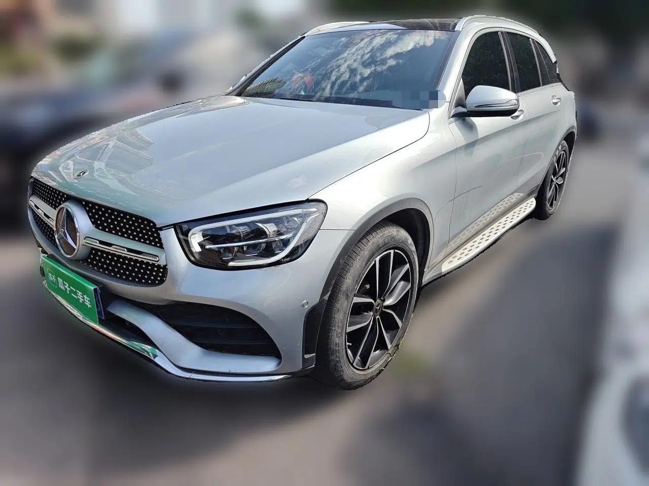 Mercedes-Benz GLC 2021 GLC 260 L 4MATIC Luxury Model — миниатюра 1