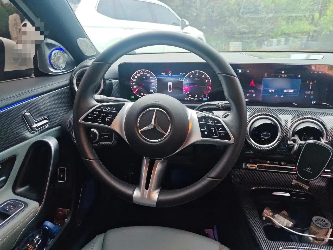 Mercedes-Benz A-Class 2023 A 180 L — миниатюра 10