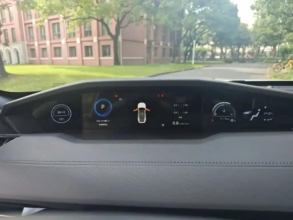 Changan UNI-V 2023 1.5T Premium Edition — миниатюра 4