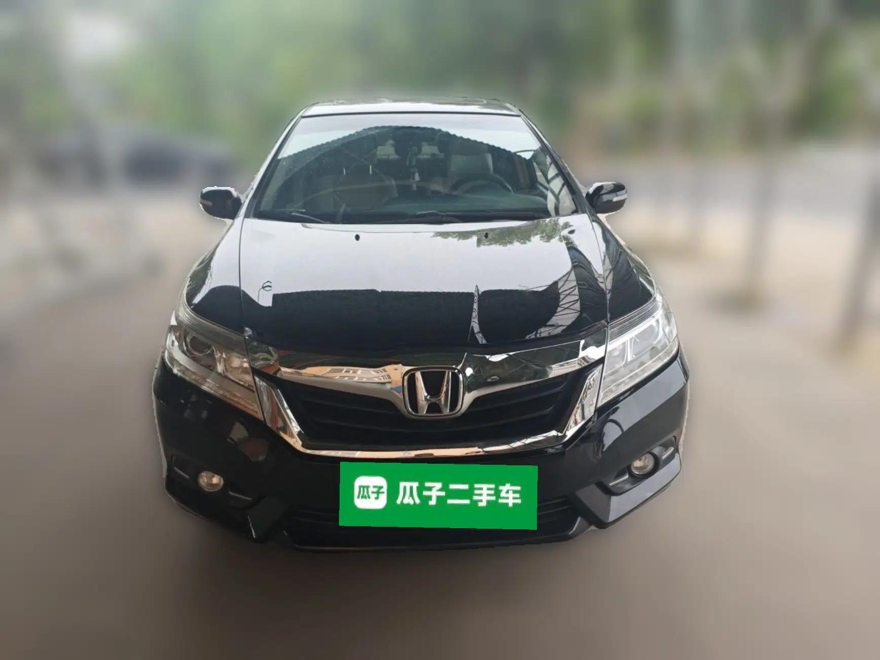 Honda Crider 2015 1.8L Automatic Ultra-Configured Limited Edition — миниатюра 2