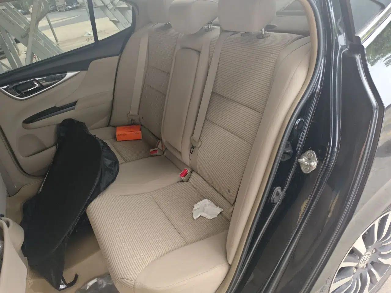Honda Crider 2015 1.8L Automatic Ultra-Configured Limited Edition — миниатюра 17