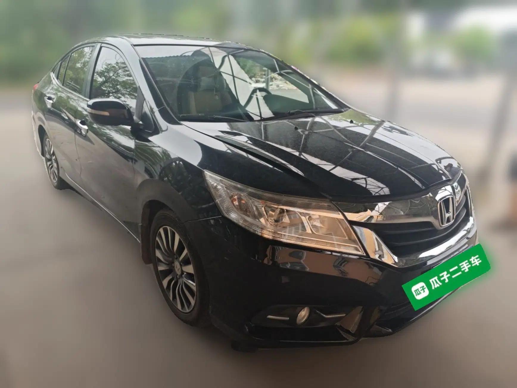 Honda Crider 2015 1.8L Automatic Ultra-Configured Limited Edition — миниатюра 3