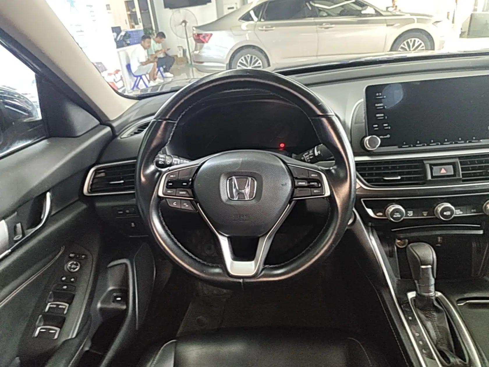 Honda Inspire 2019 260TURBO Elegant Edition China VI Emission Standard — миниатюра 13