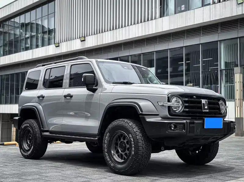 Tank 300 2023 Off-Road Edition 2.0T Challenger — миниатюра 3