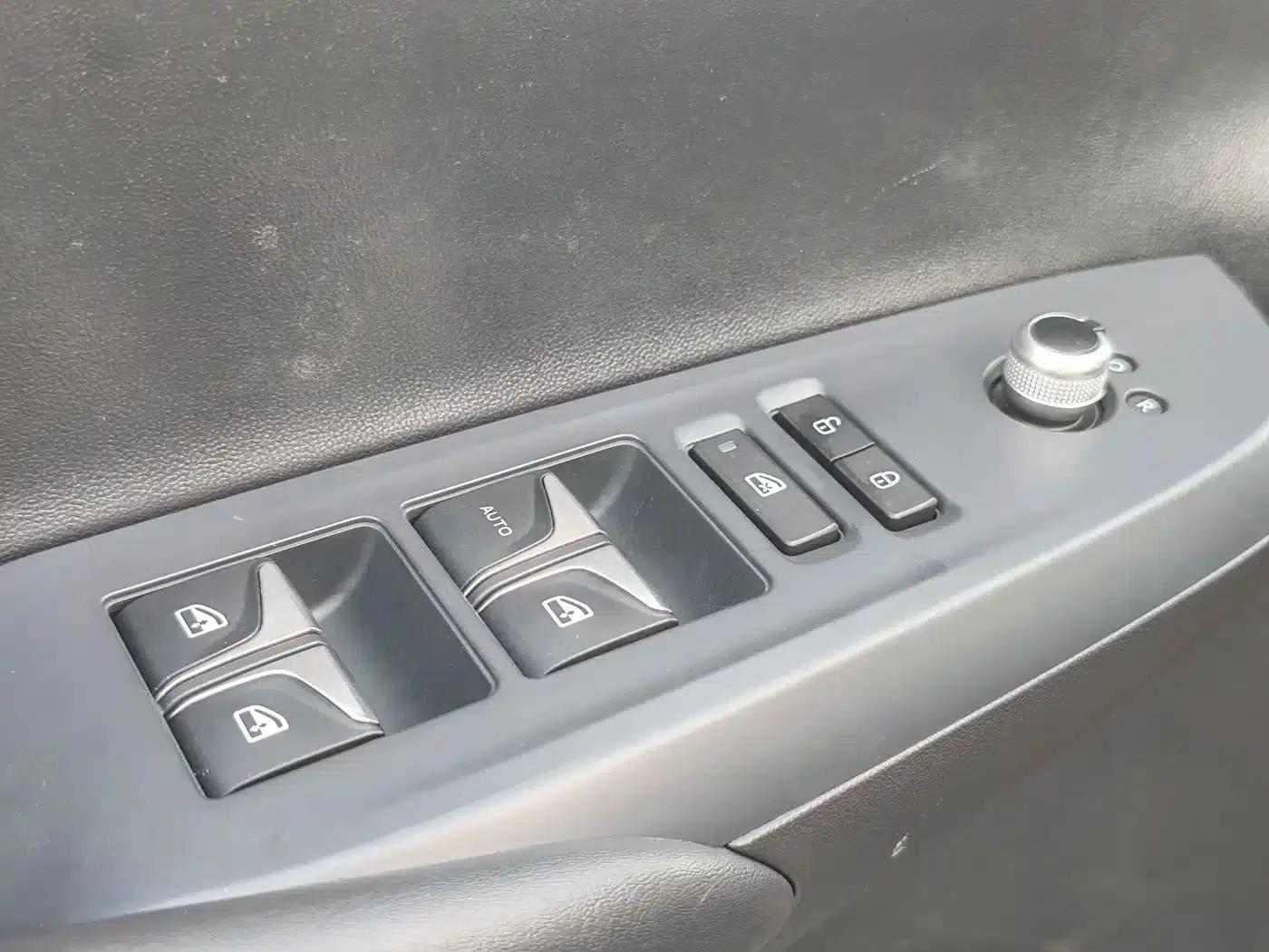 Changan CS55 Pure Electric 2020 Model, Standard Range, Smart Edition — миниатюра 6
