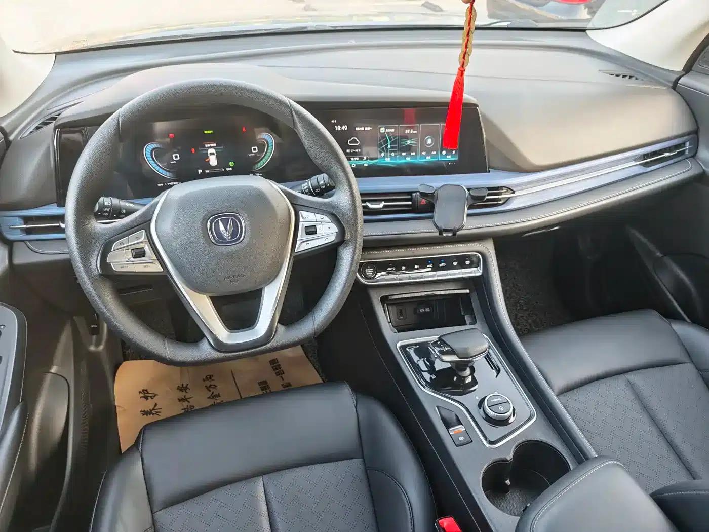 Changan CS55 Pure Electric 2020 Model, Standard Range, Smart Edition — миниатюра 9