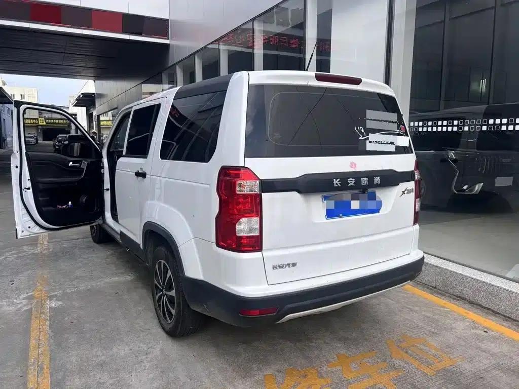 Changan Oushang X70A 2020 1.5L Manual Basic Model — миниатюра 5