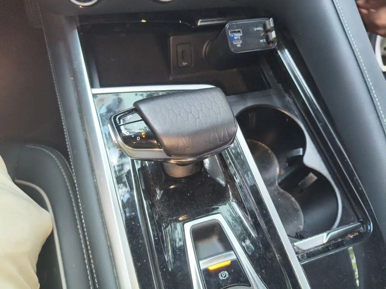 CHANGAN CS95 2023 2.0T All-Wheel-Drive Luxury PLUS Model — миниатюра 14
