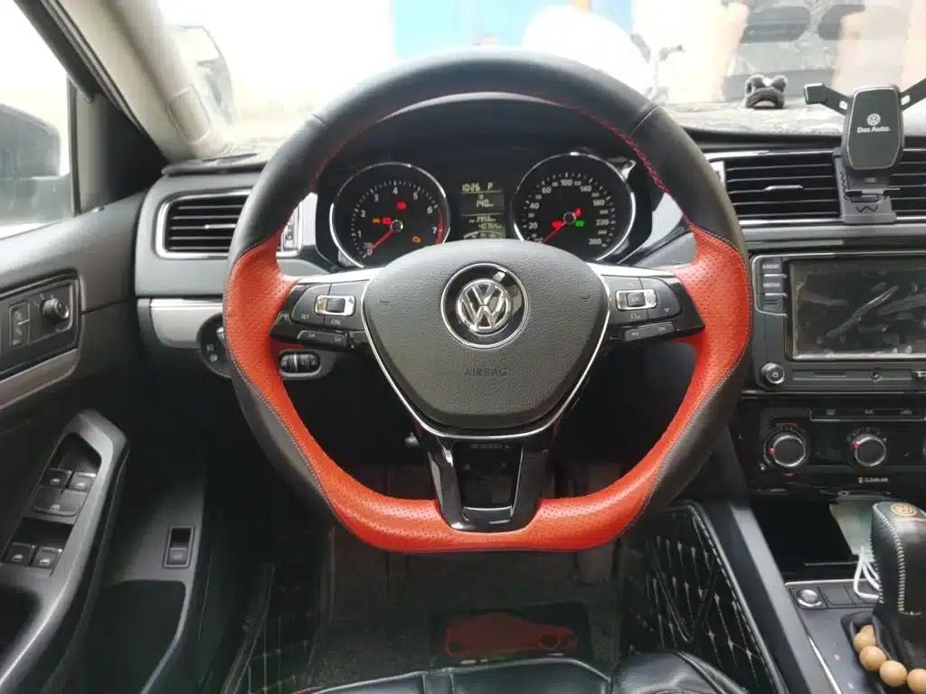 2018 Volkswagen Sagitar 1.6L Automatic Comfort Model — миниатюра 6