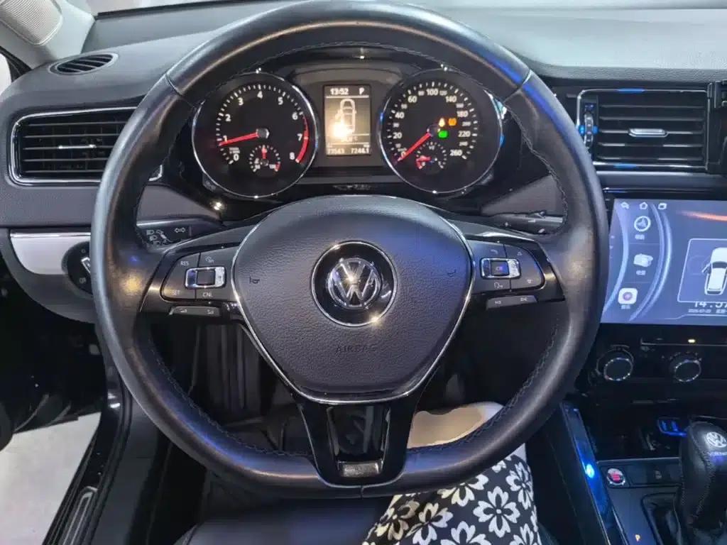 2018 Volkswagen Sagitar 280TSI DSG Dynamic Edition — миниатюра 11
