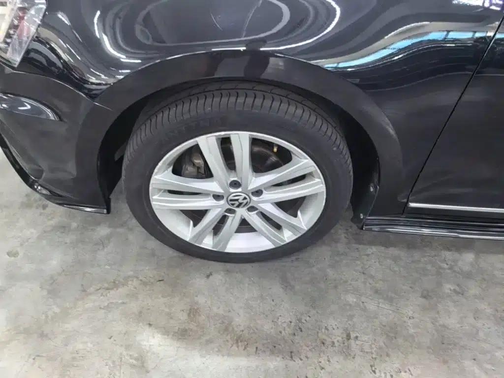 2018 Volkswagen Sagitar 280TSI DSG Dynamic Edition — миниатюра 23