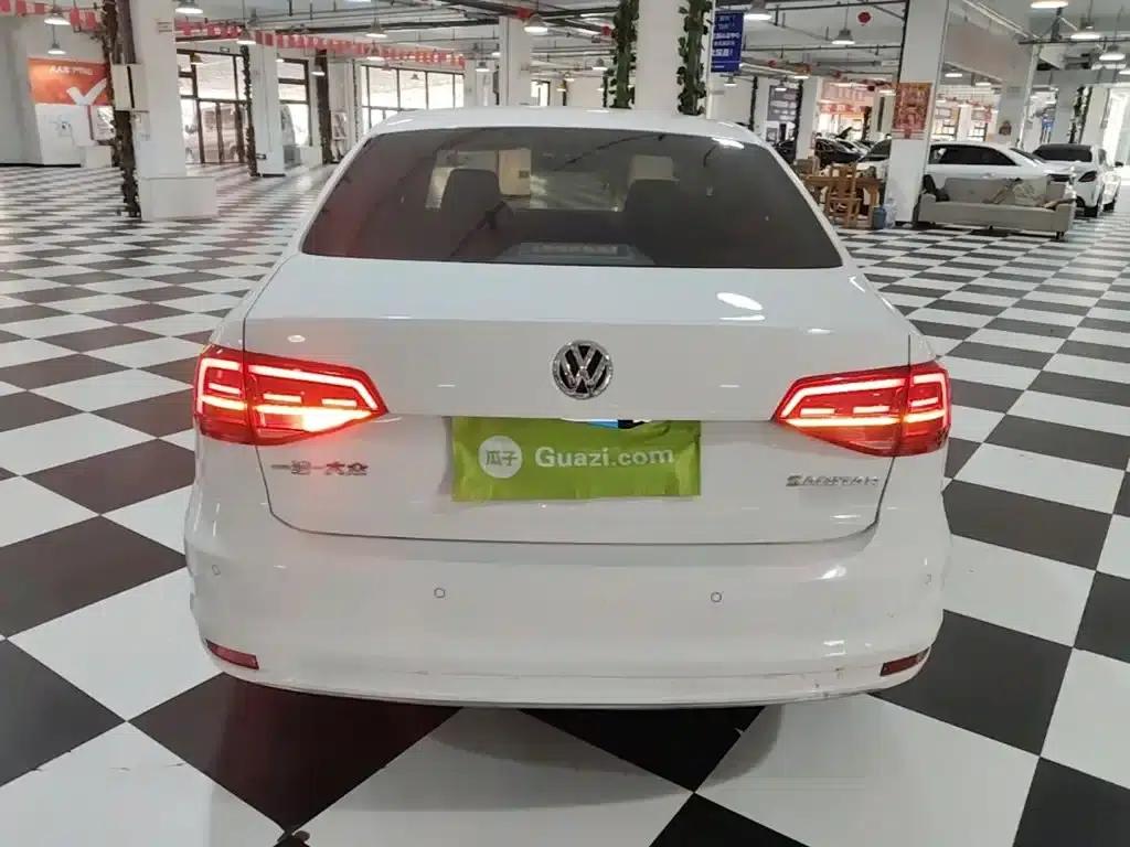 2018 Volkswagen Sagitar 1.6L Automatic Comfort Model — миниатюра 6