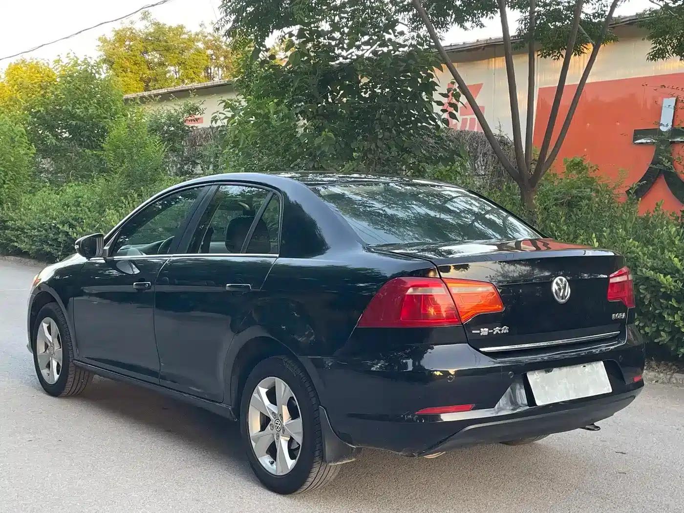 2014 Volkswagen Bora 1.6L Automatic Comfort Model — миниатюра 3