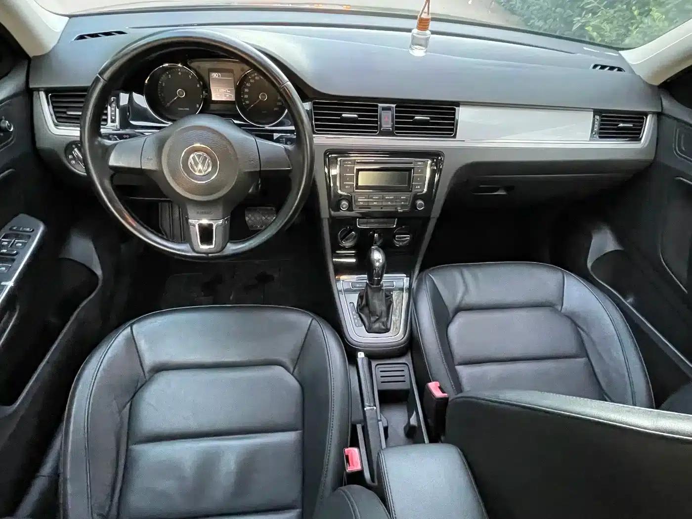 2014 Volkswagen Bora 1.6L Automatic Comfort Model — миниатюра 5
