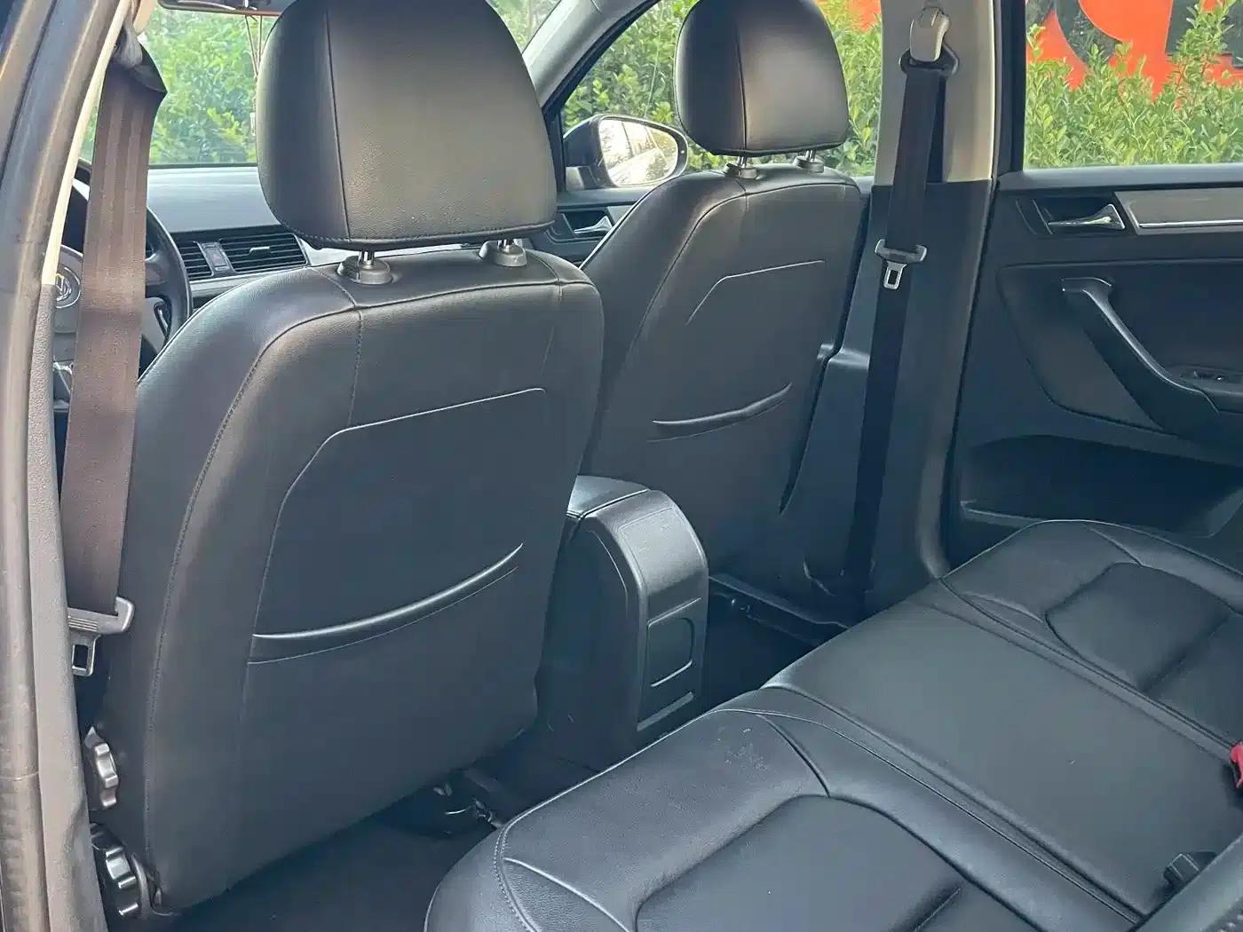 2014 Volkswagen Bora 1.6L Automatic Comfort Model — миниатюра 6