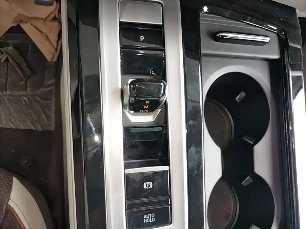 2023 Range Rover 380TSI AWD R-Line Cruiser — миниатюра 14