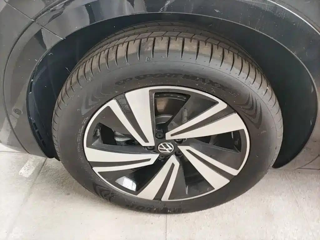 2023 Range Rover 380TSI AWD R-Line Cruiser — миниатюра 23