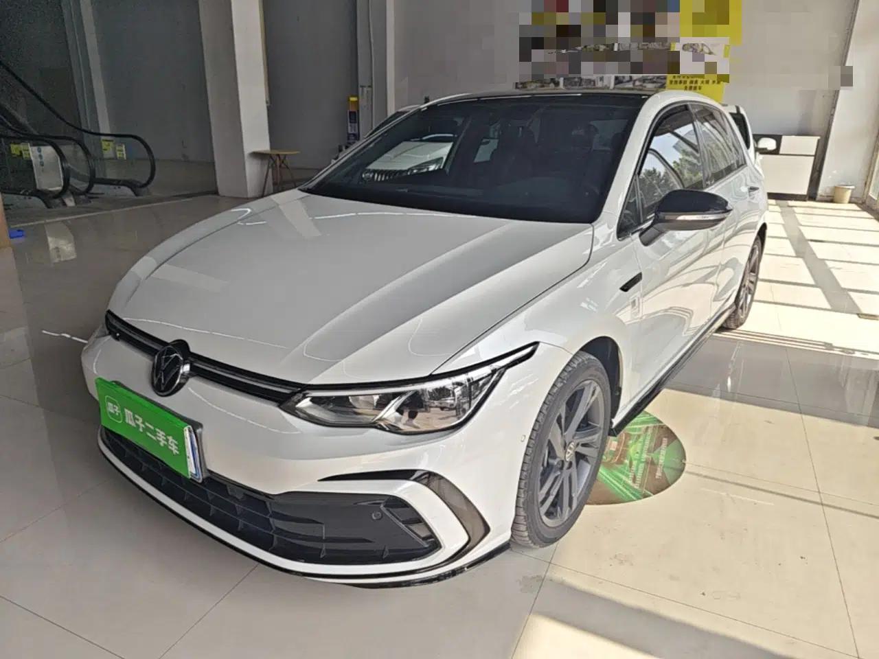 Volkswagen Golf 2023 Facelift 280TSI DSG R-Line Lite — миниатюра 1