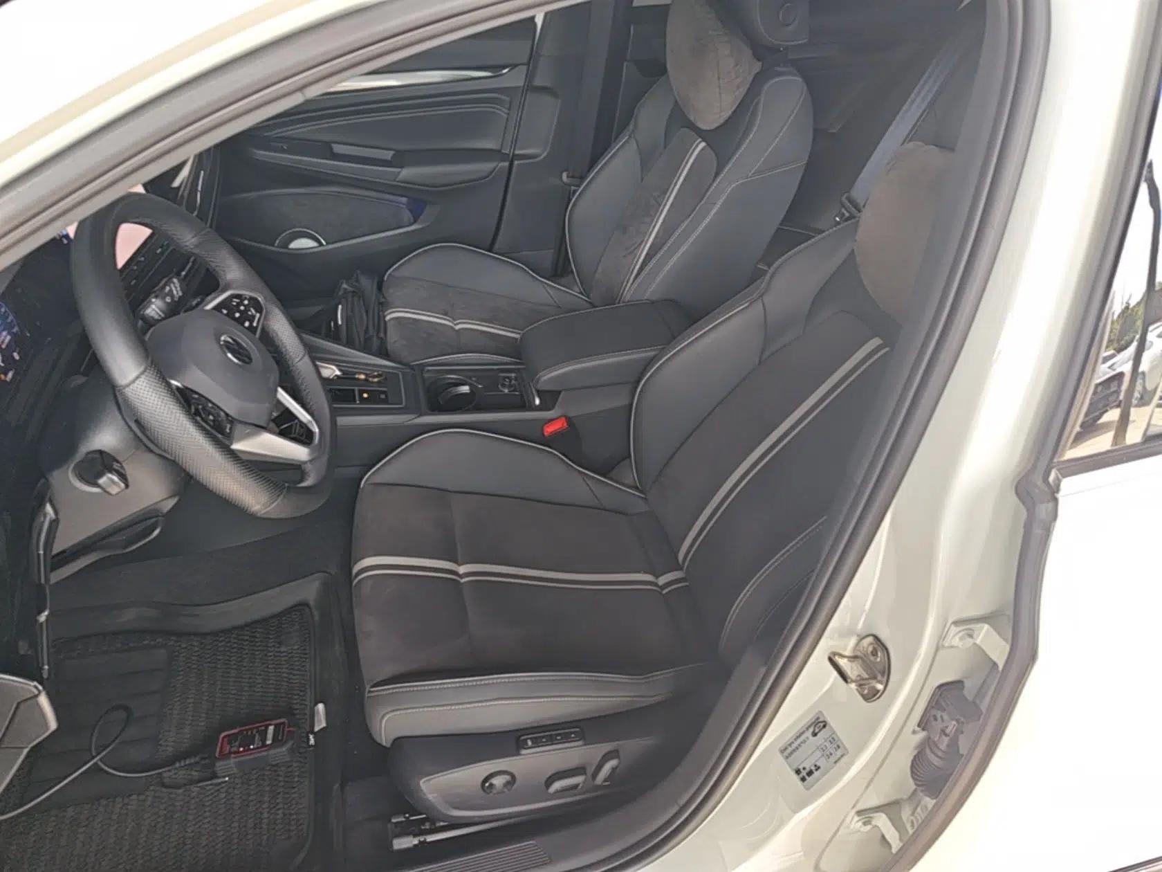 Volkswagen Golf 2023 Facelift 280TSI DSG R-Line Lite — миниатюра 17