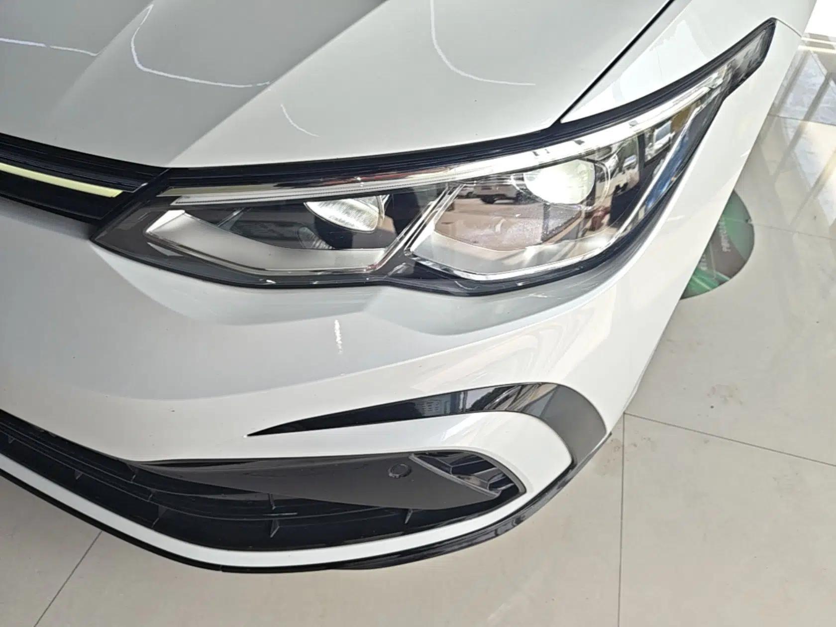 Volkswagen Golf 2023 Facelift 280TSI DSG R-Line Lite — миниатюра 8