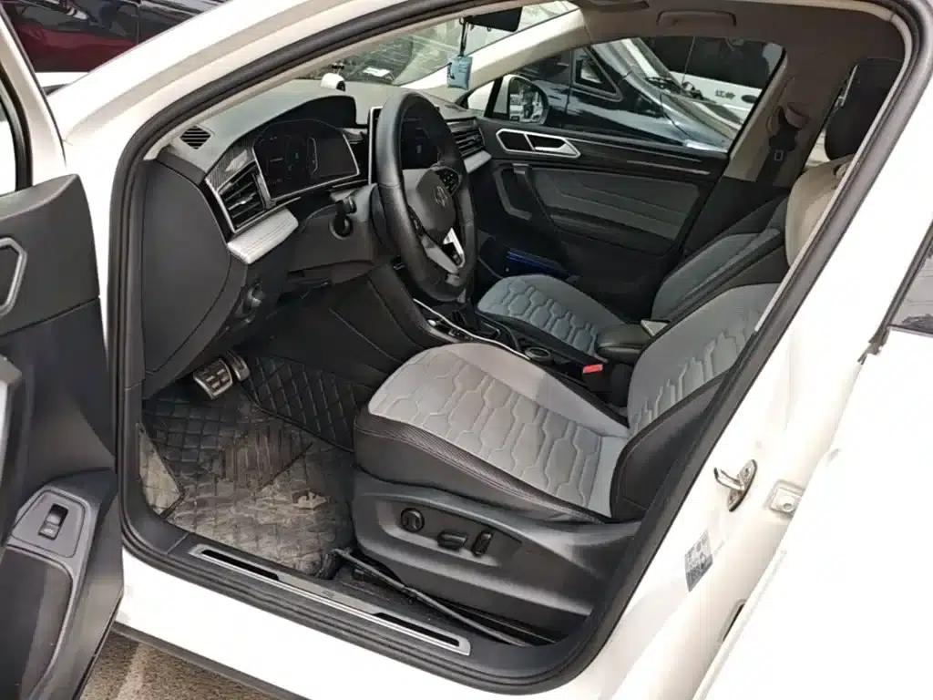 Tiguan X 2022 330TSI 2WD Premium Edition — миниатюра 15