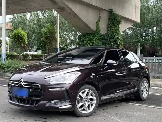 DS 5 2014 1.6T Elegant Edition THP160