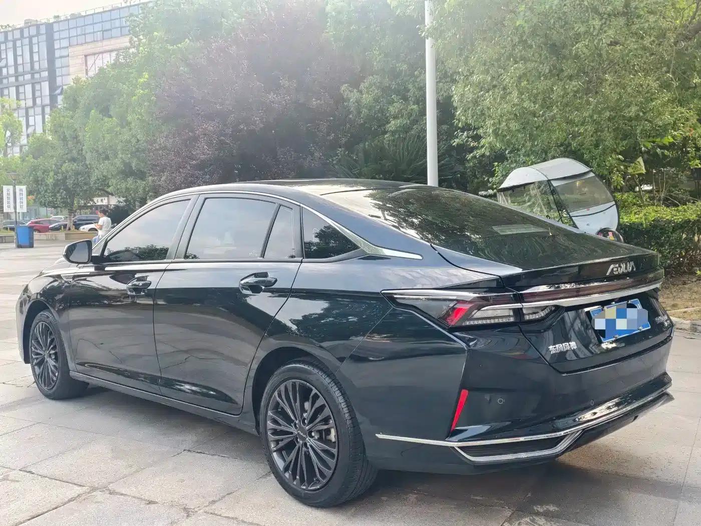 Aeolus Aeolus MAX 2023 1.5T Super Dad Edition — миниатюра 3