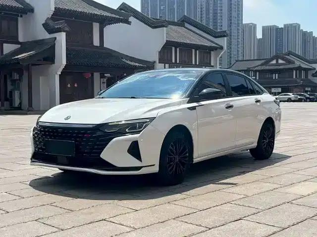 Aeolus Aeolus MAX 2022 1.5T Super Stylish Dad Edition