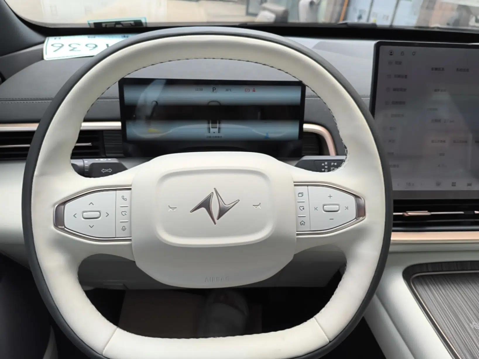 Dongfeng eπ eπ008 2025 210 Ultra Range-Extended Version 5 Seats — миниатюра 18