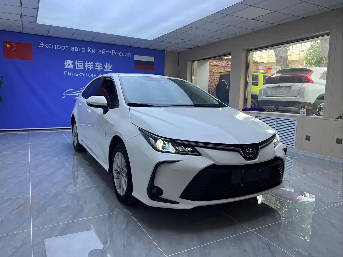2023 Toyota Corolla 1.2T Elite Edition — миниатюра 3