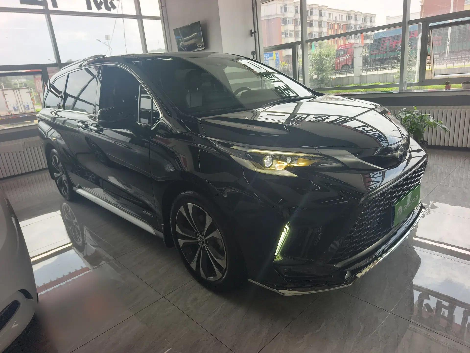 Toyota Granvia 2023 2.5L Hybrid Prestige VIP Edition — миниатюра 4