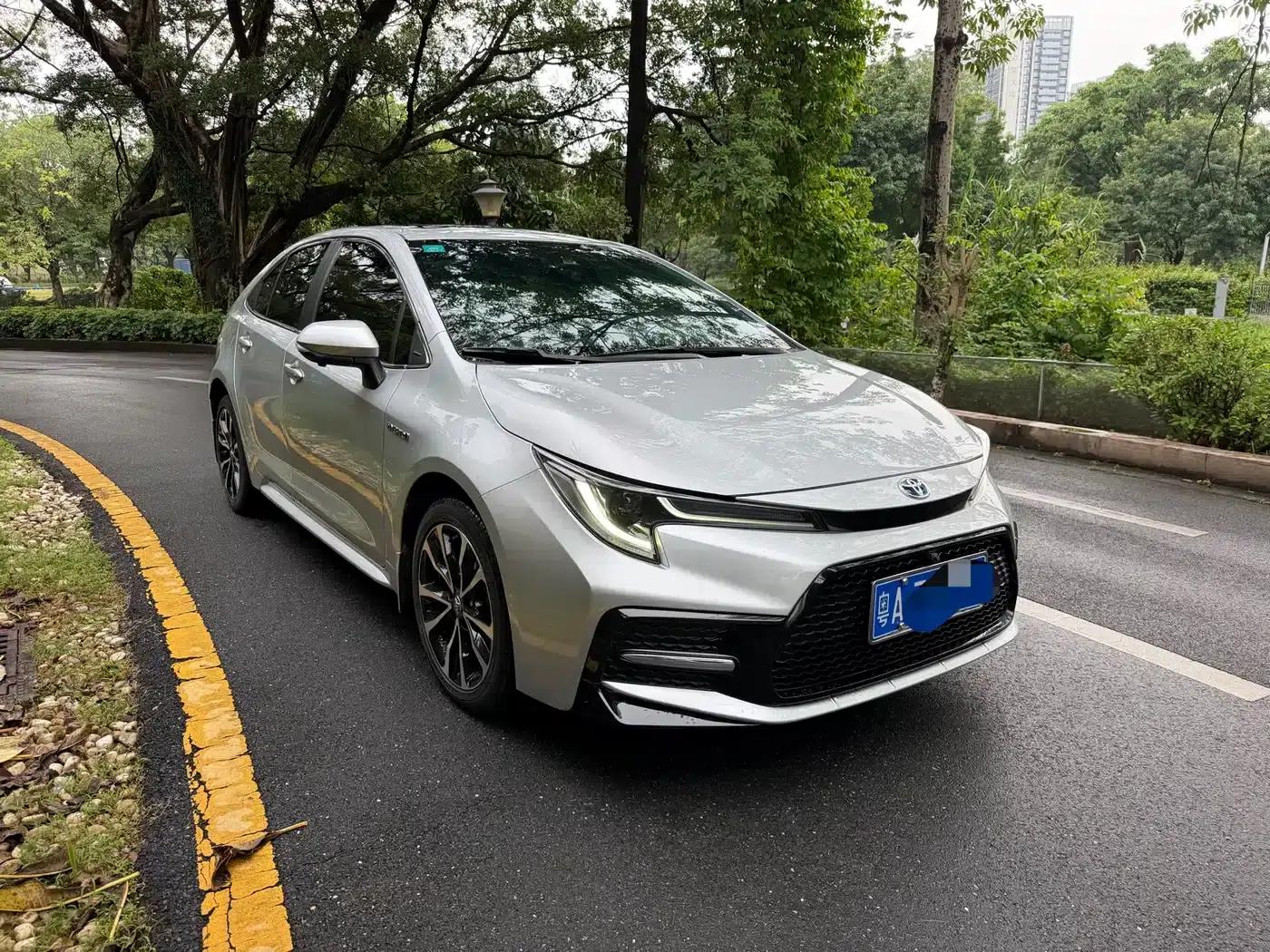 Levin 2021 Hybrid 1.8H E-CVT Sport Edition — миниатюра 3