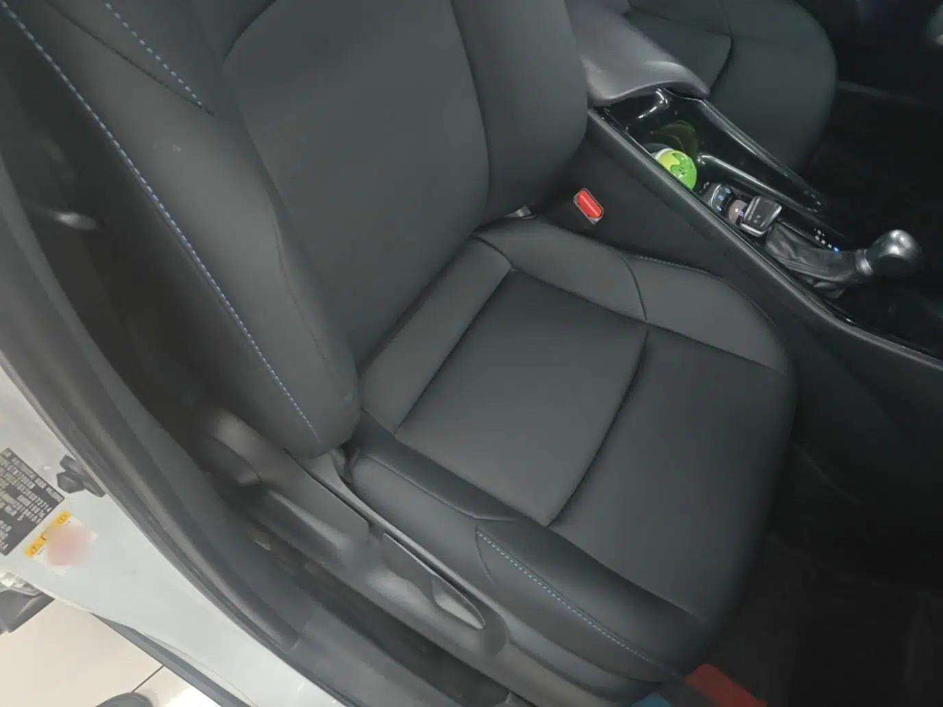 Toyota C-HR 2020 2.0L Leading Edition — миниатюра 24