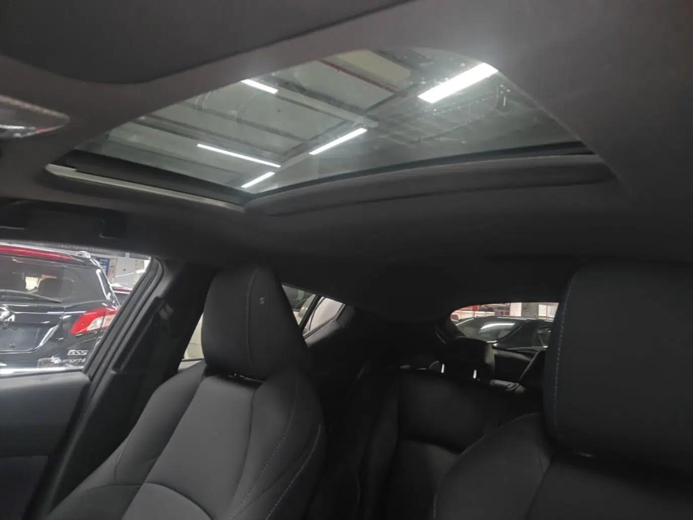 Toyota C-HR 2020 2.0L Leading Edition — миниатюра 26