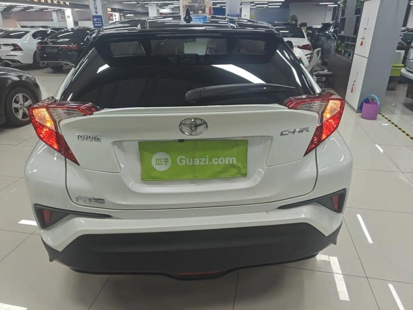 Toyota C-HR 2020 2.0L Leading Edition — миниатюра 5