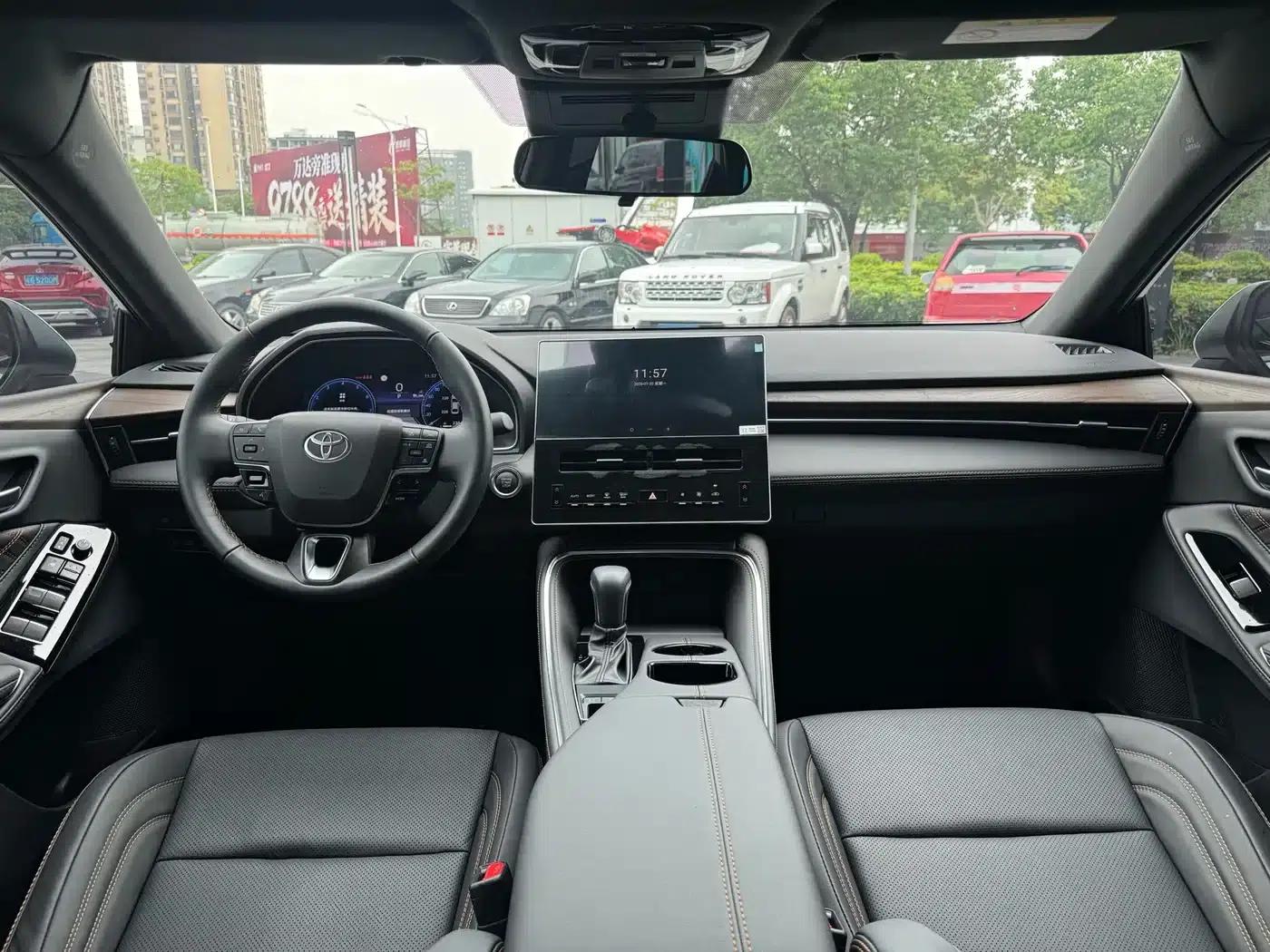 2024 Toyota Avalon 2.0L Luxury Edition — миниатюра 13