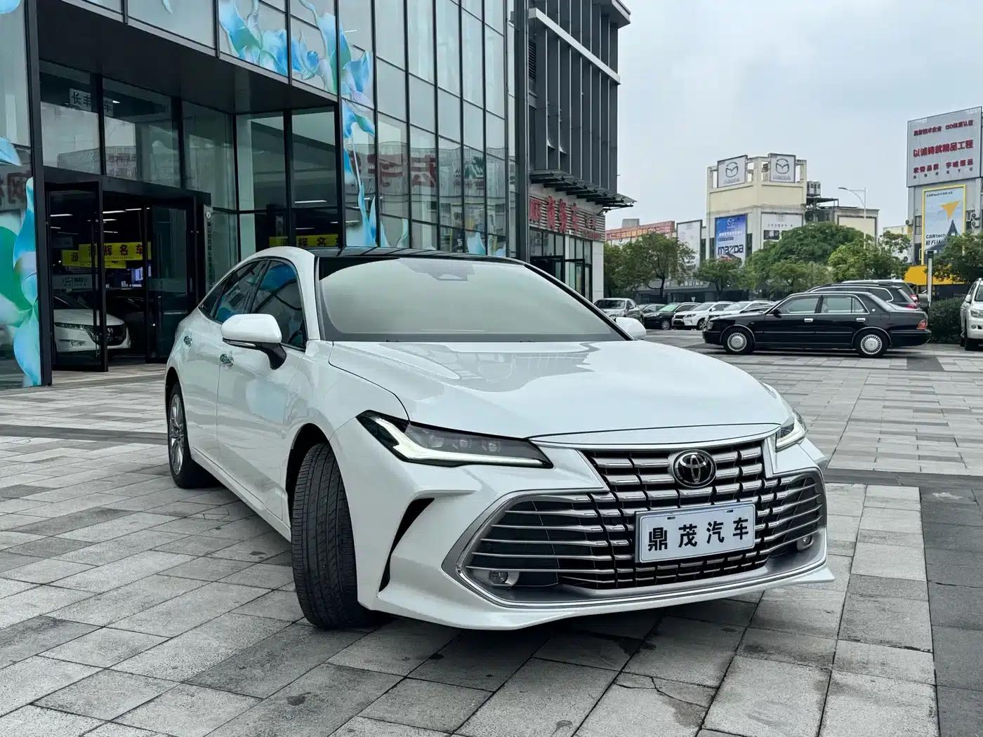 2024 Toyota Avalon 2.0L Luxury Edition — миниатюра 6