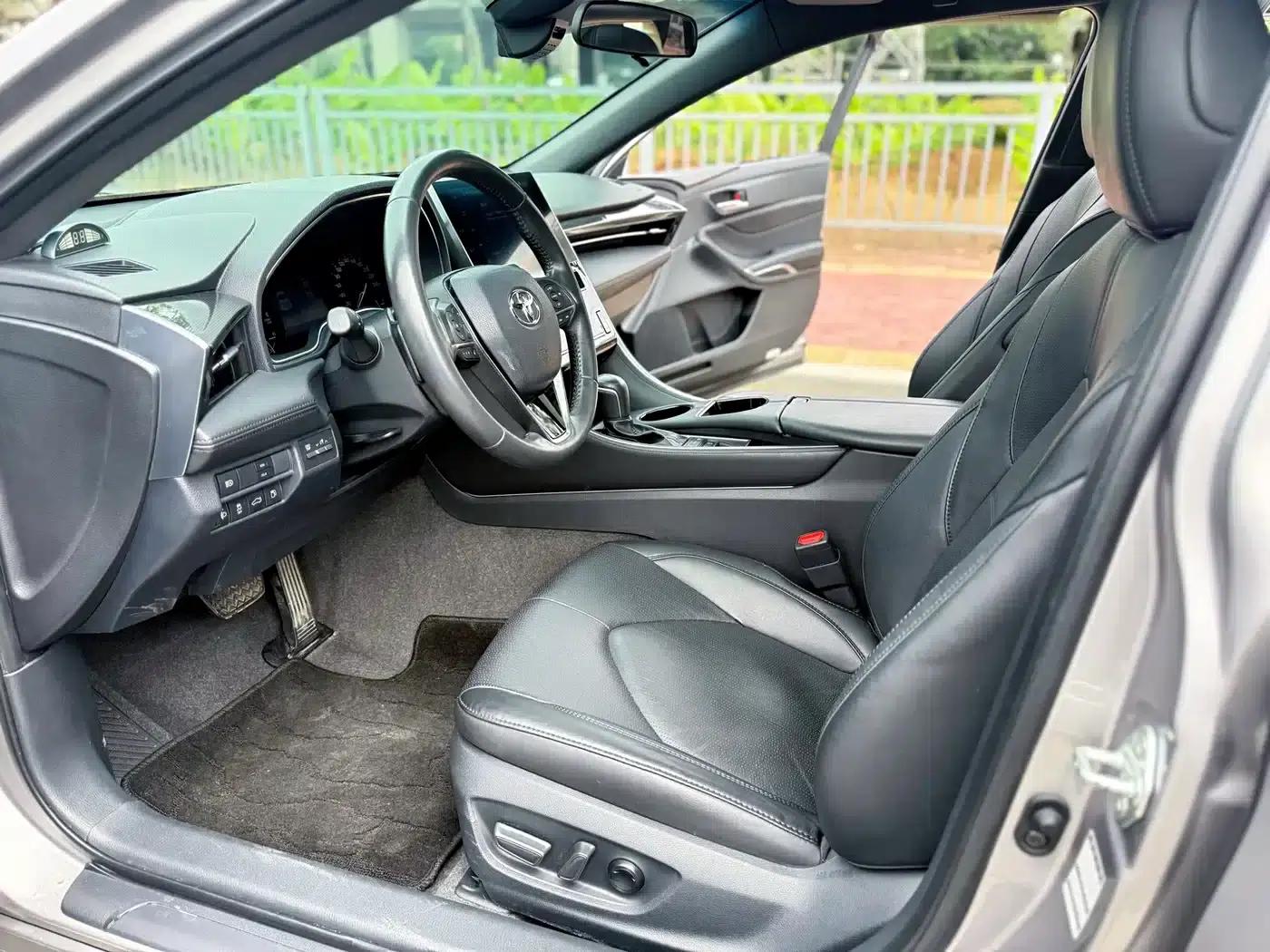 2023 Toyota Avalon 2.5L Luxury Edition — миниатюра 5