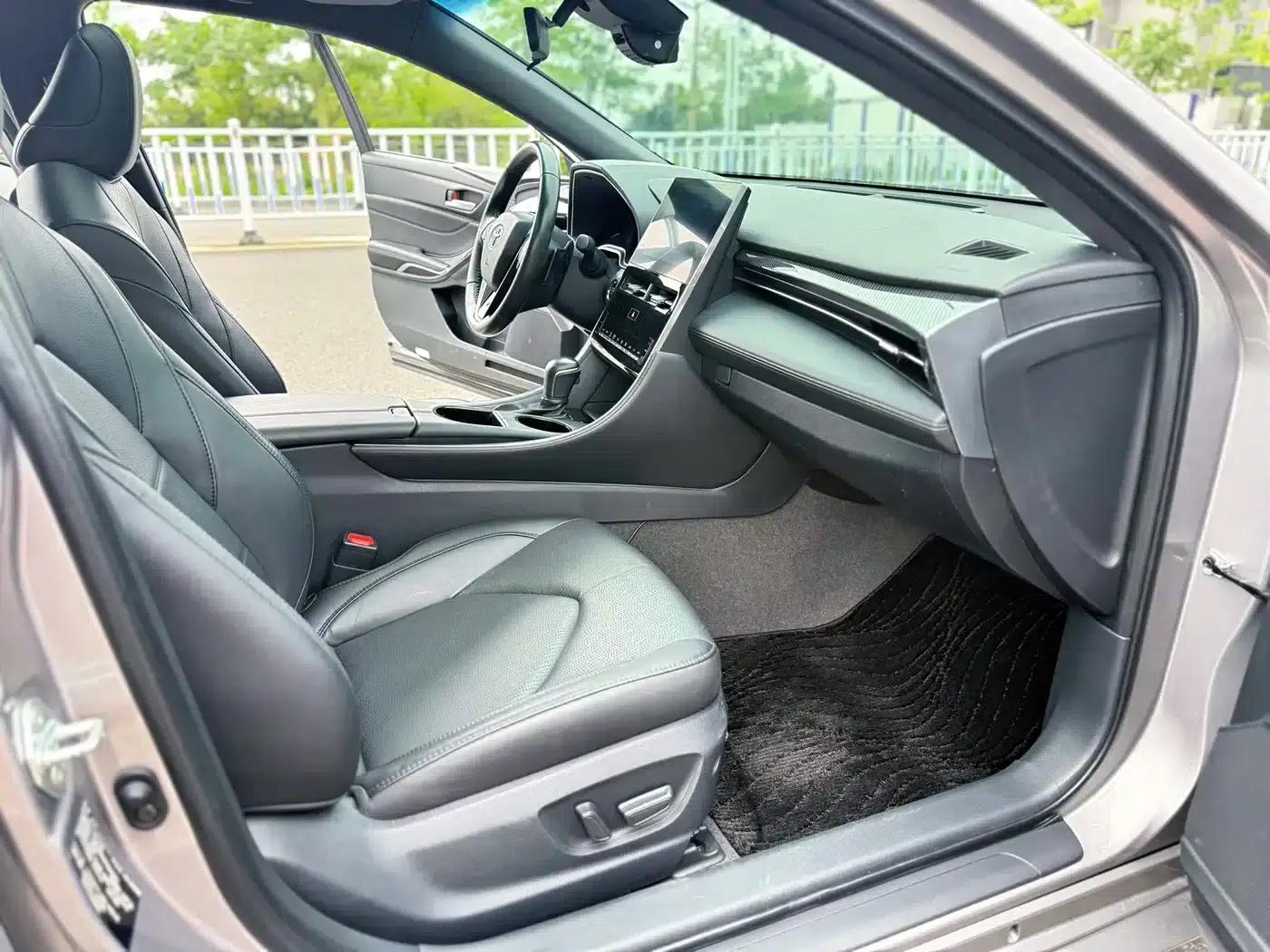 2023 Toyota Avalon 2.5L Luxury Edition — миниатюра 7