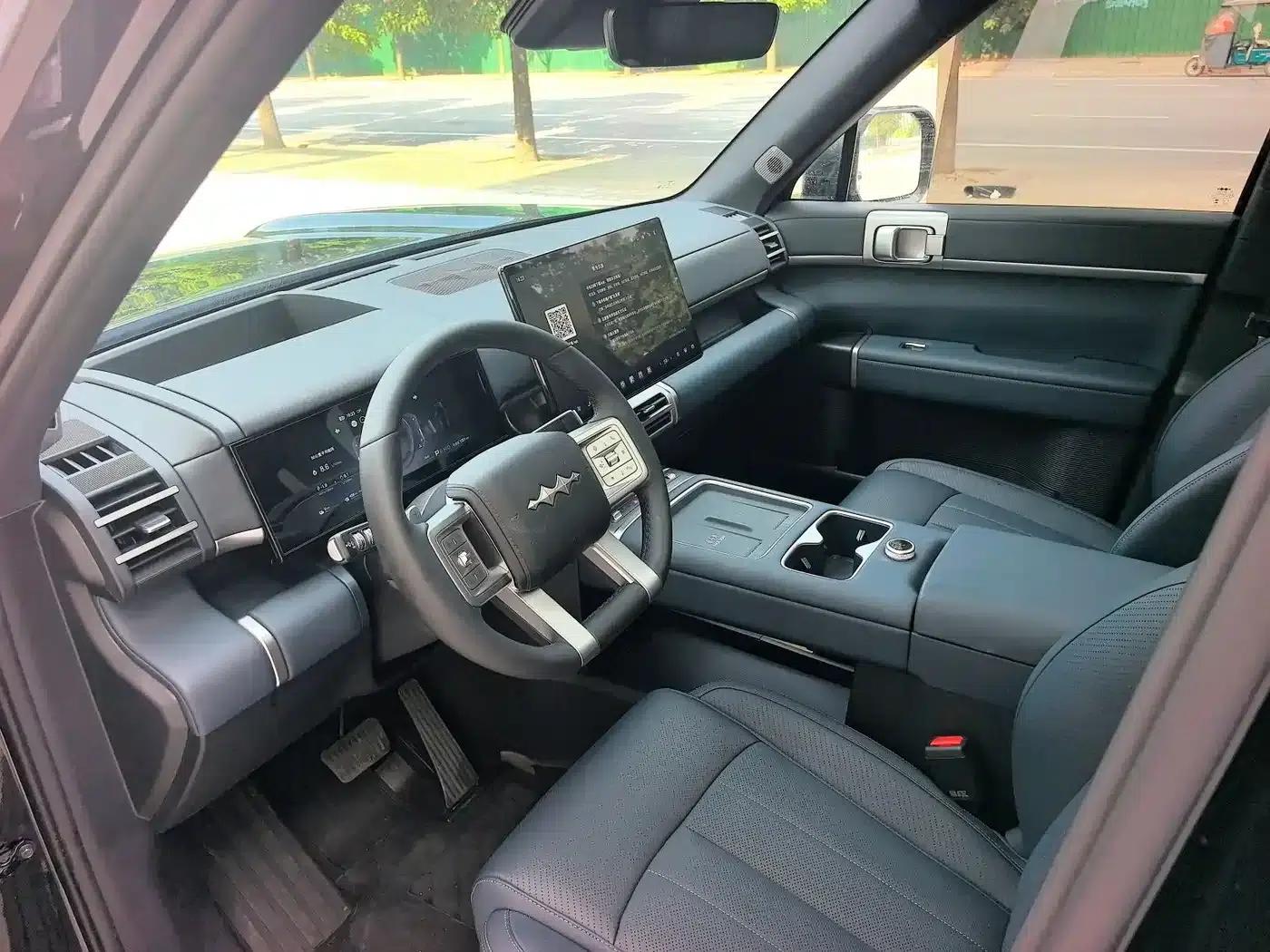 Titanium 7 2025 Model 190KM 4WD Ultra Edition — миниатюра 10