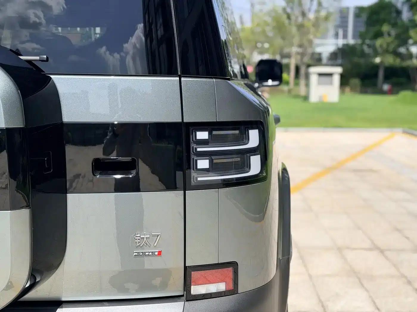 Titanium 7 2025 Model 190KM 4WD Ultra Edition — миниатюра 19