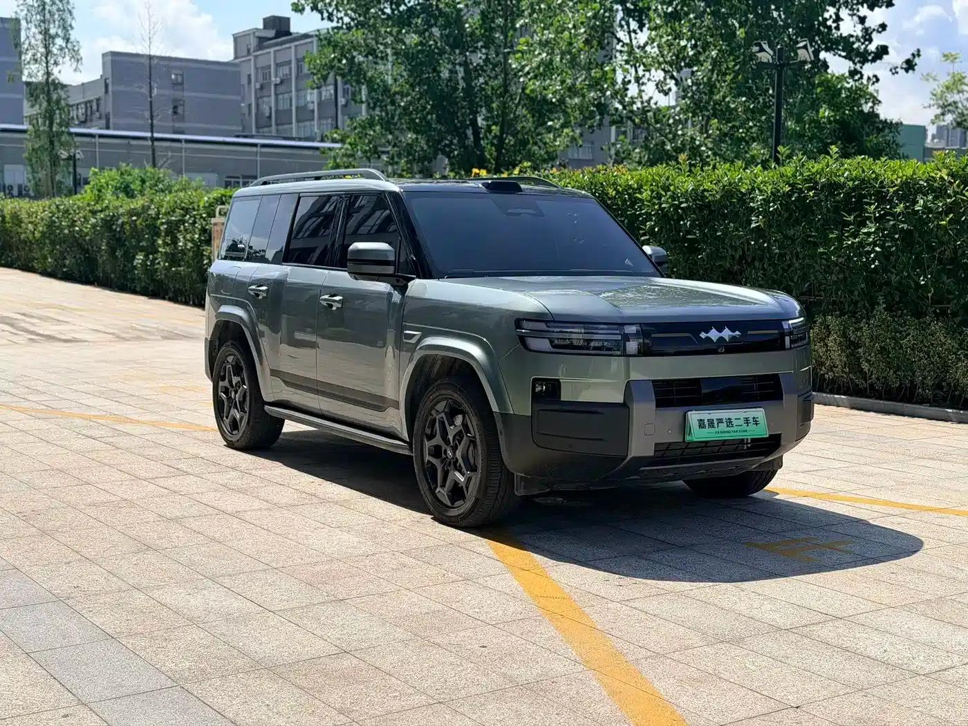 Titanium 7 2025 Model 190KM 4WD Ultra Edition — миниатюра 4
