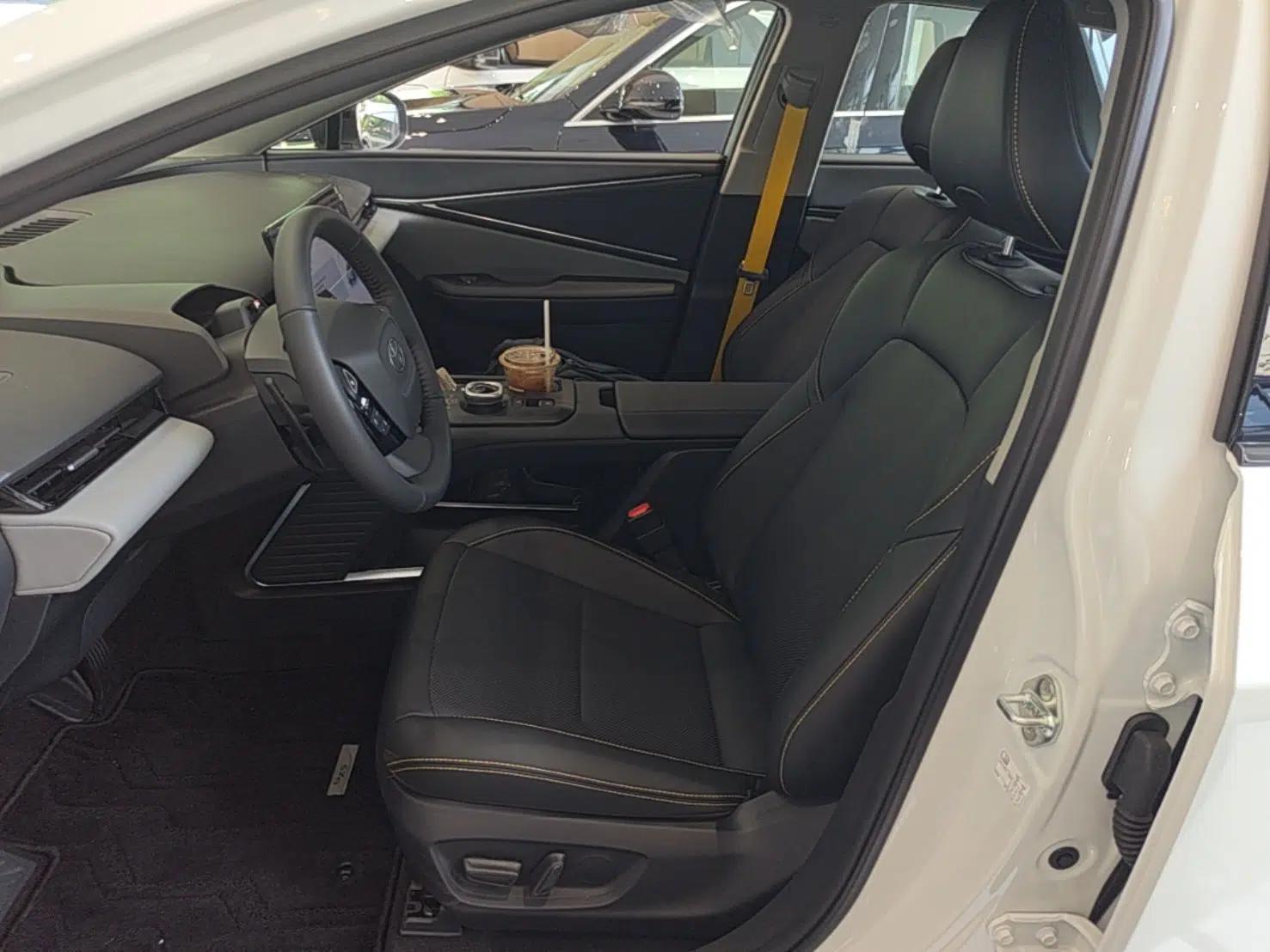 Toyota bZ5 2025 Model 550 PRO Smart Driving Edition — миниатюра 17